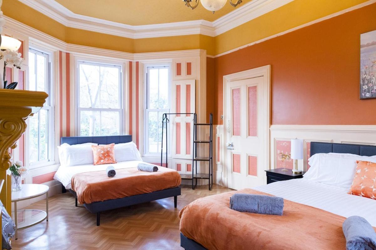Victorian Elegance At Kingscliffe, Sleeps 17 Vila Manchester Exterior foto