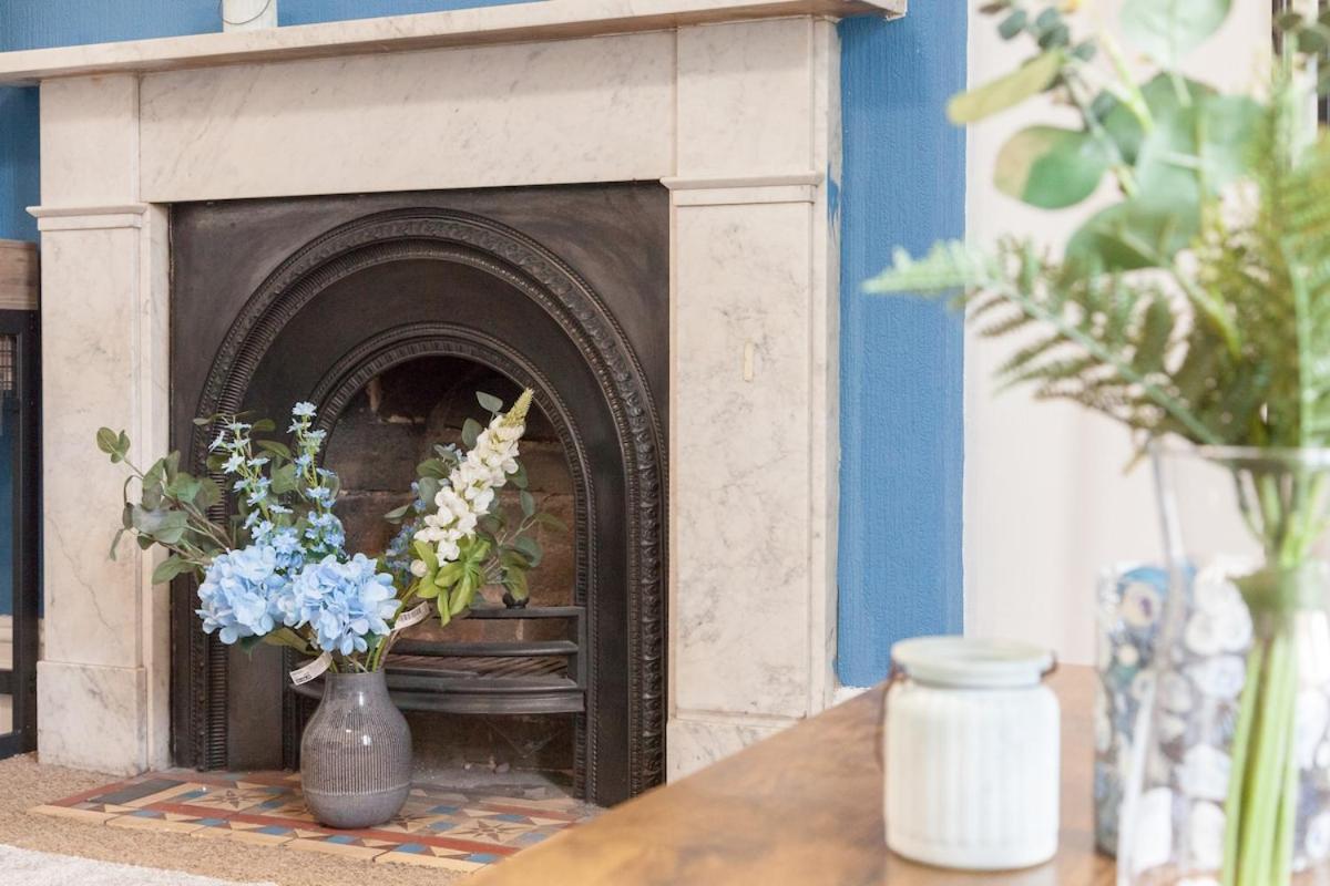 Victorian Elegance At Kingscliffe, Sleeps 17 Vila Manchester Exterior foto