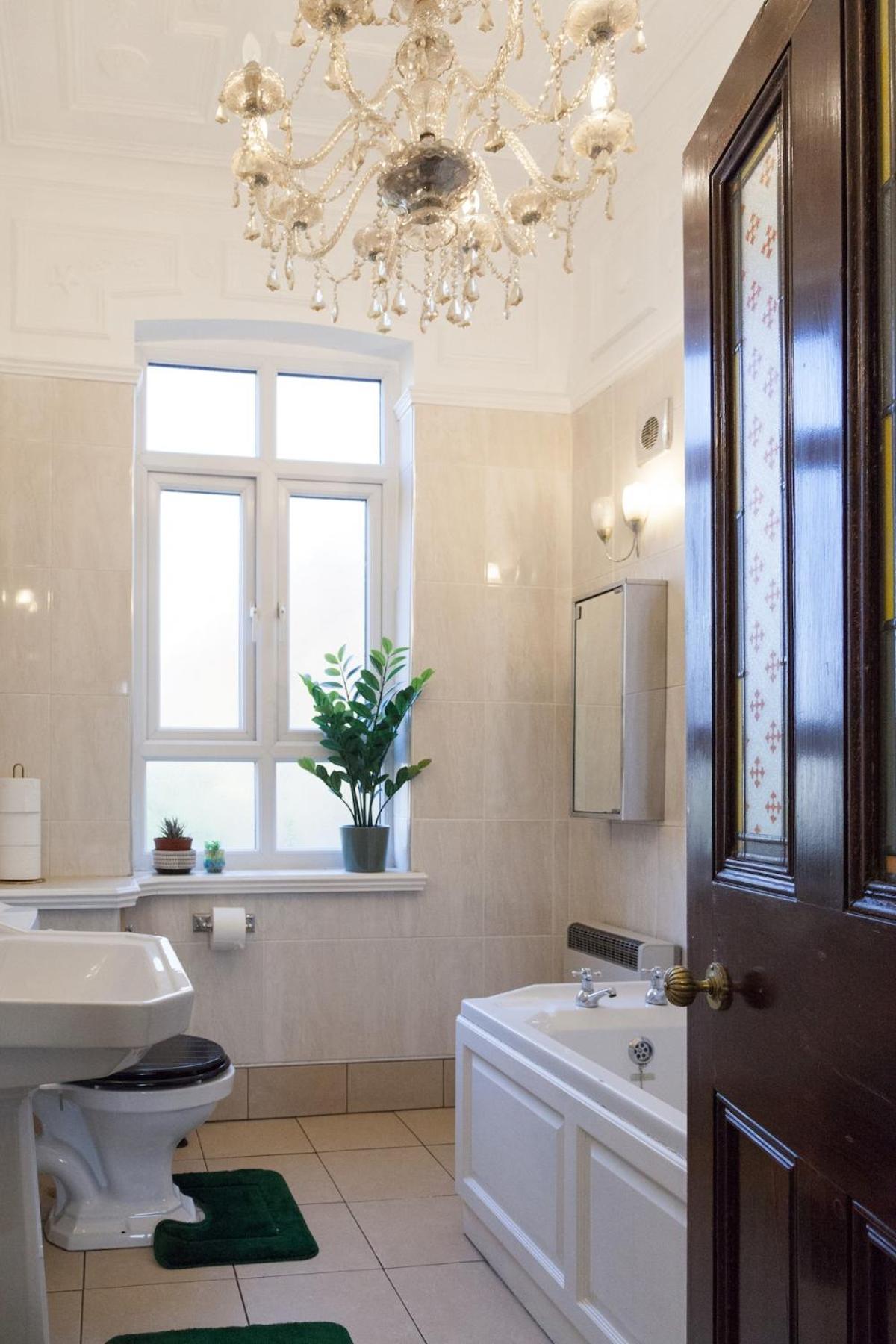 Victorian Elegance At Kingscliffe, Sleeps 17 Vila Manchester Exterior foto