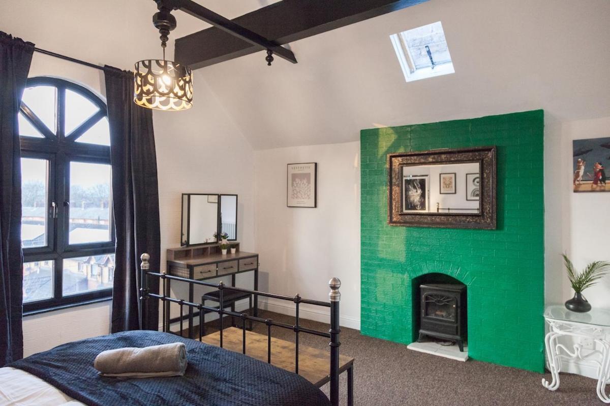 Victorian Elegance At Kingscliffe, Sleeps 17 Vila Manchester Exterior foto