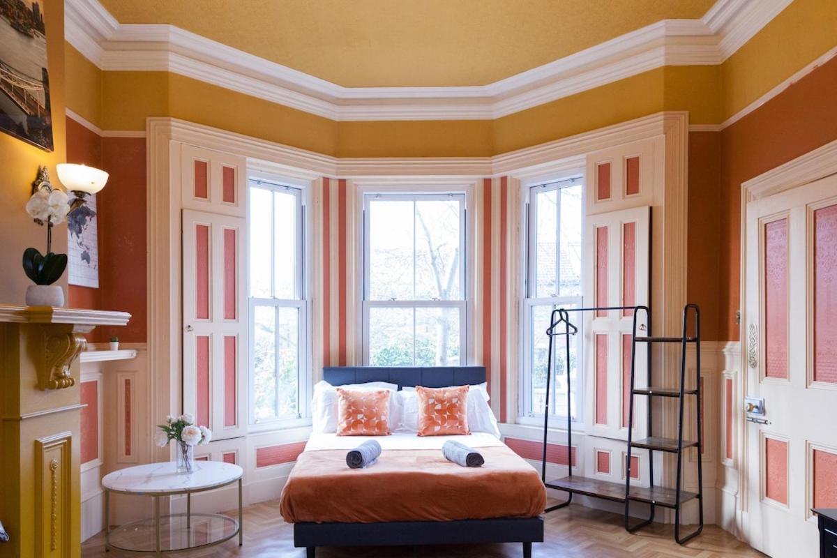 Victorian Elegance At Kingscliffe, Sleeps 17 Vila Manchester Exterior foto